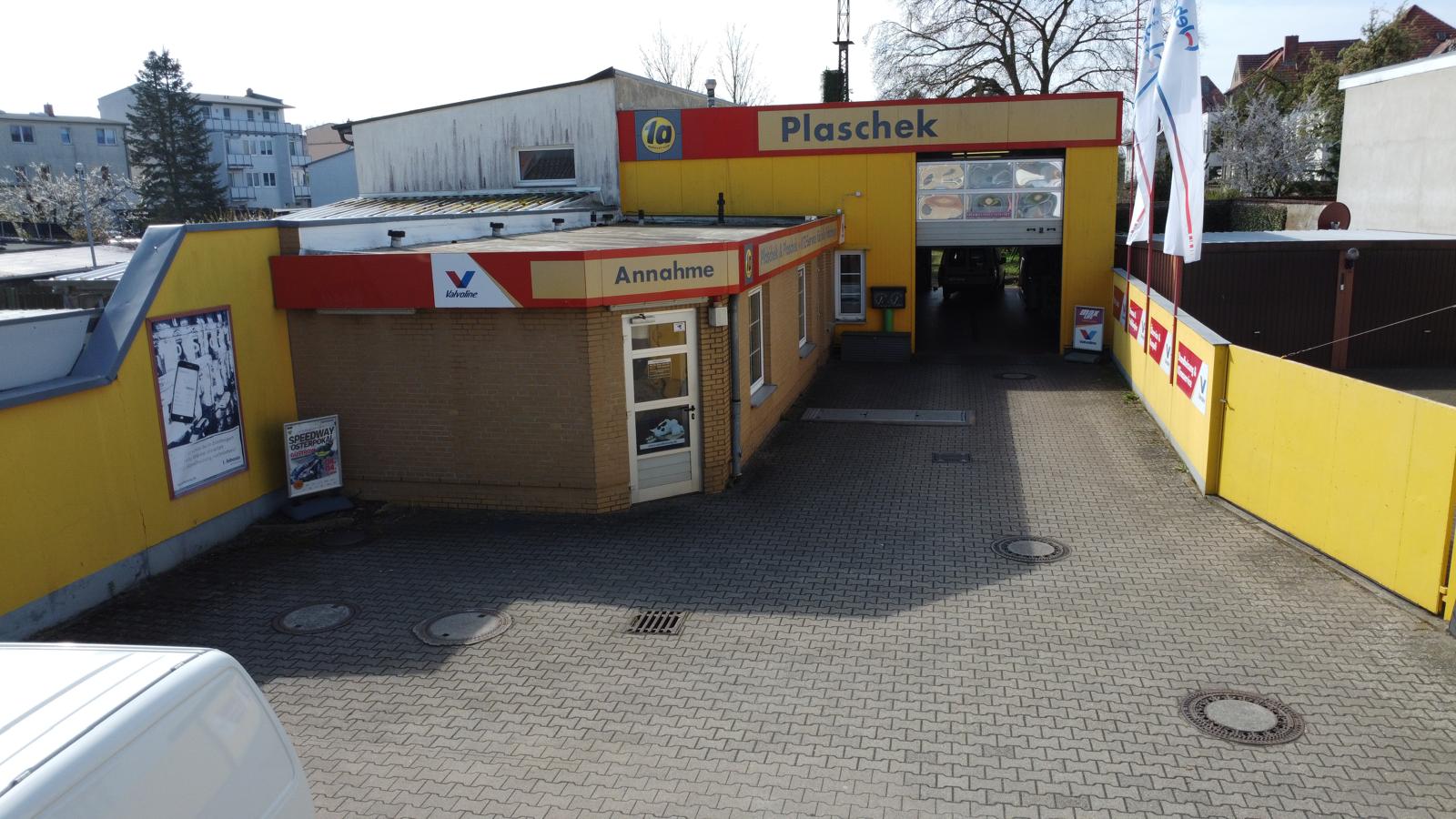 KFZ-Werkstatt - Außenansicht